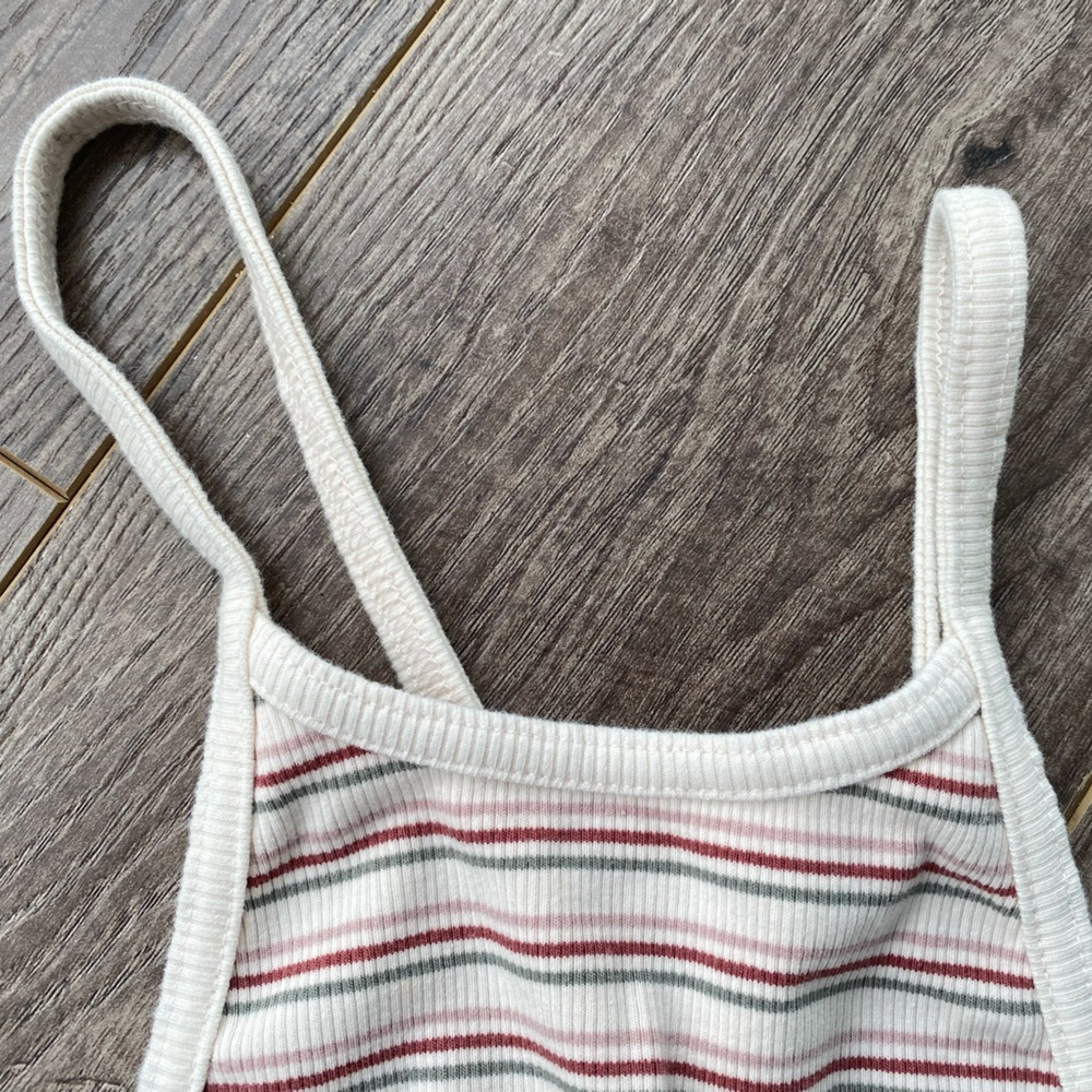 Abercrombie & Fitch ribbed knit halter style bodysuit w/ low back - Picture 3 of 8